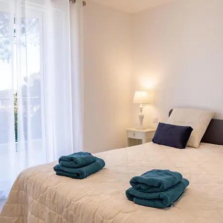 Villa Belle Villa, Proche Des Plages, Piscine, Climatisee *