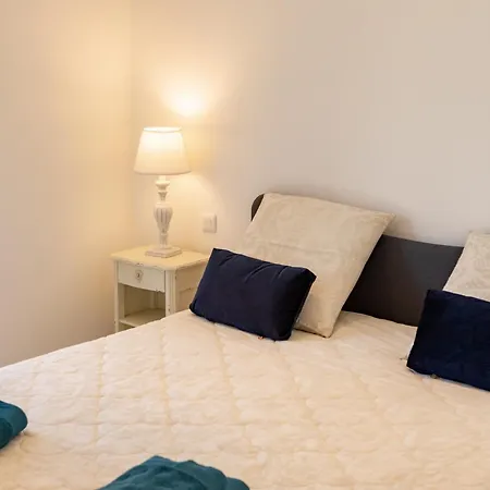 Belle Villa, Proche Des Plages, Piscine, Climatisee * Sainte-Maxime