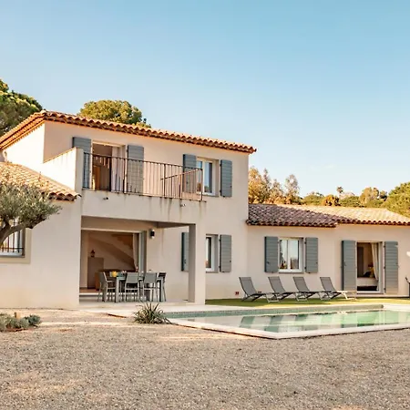 Belle Villa, Proche Des Plages, Piscine, Climatisee *