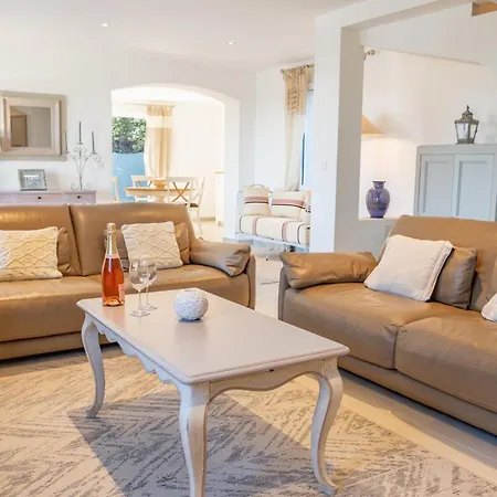 Belle Villa, Proche Des Plages, Piscine, Climatisee Villa *
